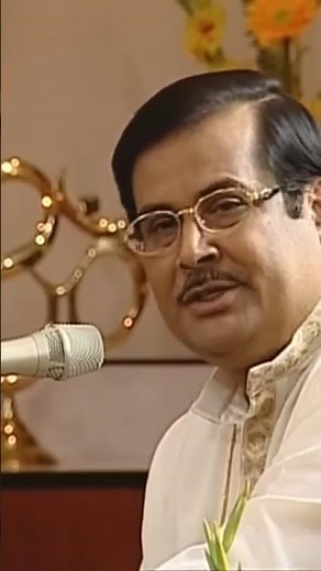 Sitting style of Tanpura play | P. Ajoy Chakraborty #classicalmusic #howtoplaytanpura #tanpura