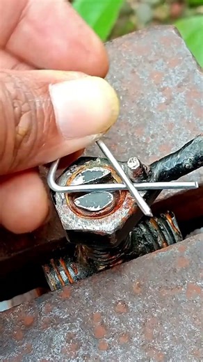 simple way to make a bolt locking pin using manual tools
