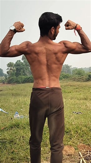 Back Pose Transformation 😱🔥 | Natural Bodybuilder Look | #shorts #fitness #back #pose #desifitness