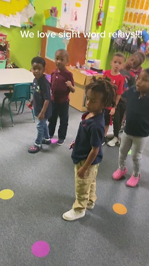 We love learning about sight words #msteisha #lottsoflearningacademy #learningthroughplay #prekactivities #welovetolearn #prekfun #prekgraduate #iteachprek #viral