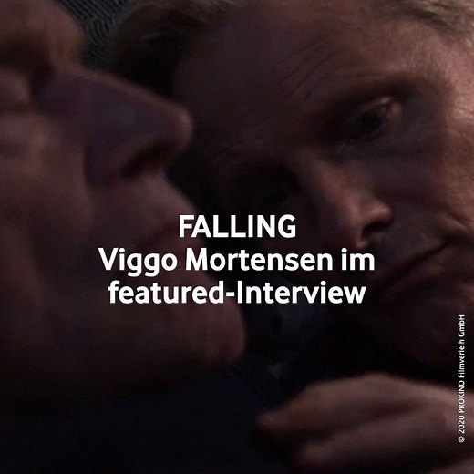 Zum ersten Mal versucht sich Schauspieler Viggo Mortensen als Regisseur: Das Vater-Sohn-Drama „Falling“ schildert das schwierige Verhältnis von John zu seinem demenzkranken Vater. Viggo Mortensen spricht im featured-Interview über seine persönliche Verbindung zur Geschichte und wie ein größeres Bewusstsein für die Krankheit geschaffen werden kann. Das gesamte Interview und die Kritik zum Film: vod.af/Falling | Vodafone Deutschland