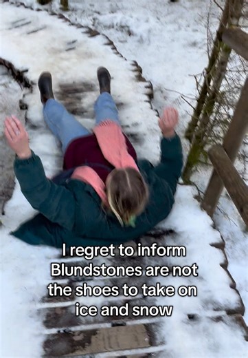 Blundstones in Snow: The Unexpected Flaw Revealed