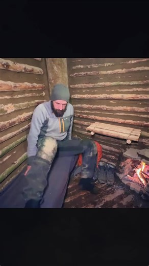 Building an Elevated Tree Cabin in Challenging Weather