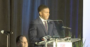 Newport News mayor announces new crime initiative aimed at youth