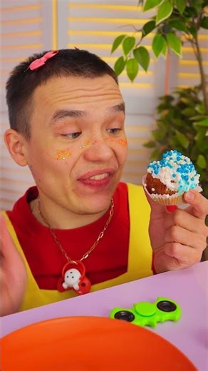 The Great Cupcake Caper! 🎉🧁💥 #EpicPrank #Shorts