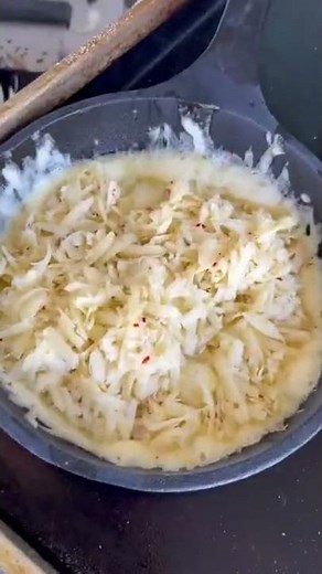 Cheesy Shrimp Bacon Cheese Fondue Recipe🫕🦐🥓🍞 #shorts #fondue #cheesefondue #shrimp #bacon