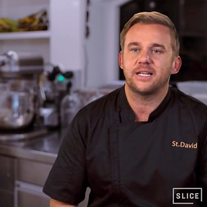 597K views · 4.5K reactions | Fraser isn't impressed with the new Chef Nick's food plating. ️ Is Fraser being too hard on him? 樂 #BelowDeck All-new episodes Monday at 9et.  Watch it first on Slice. Stream on STACKTV. | Slice | Facebook