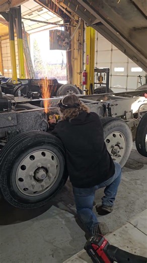 Burnside Truck Service | Heavy Duty Truck Repair Shop Tulsa OK | Project 31