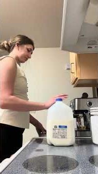 Basic Video Model on how to make a latte.