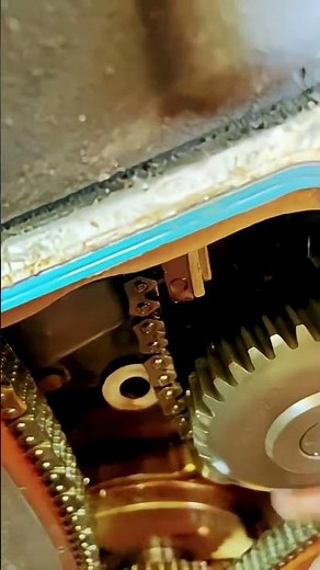 Chrysler 300 2008 timing chain loose(part 2) #automobile #mechanic #engine #diy