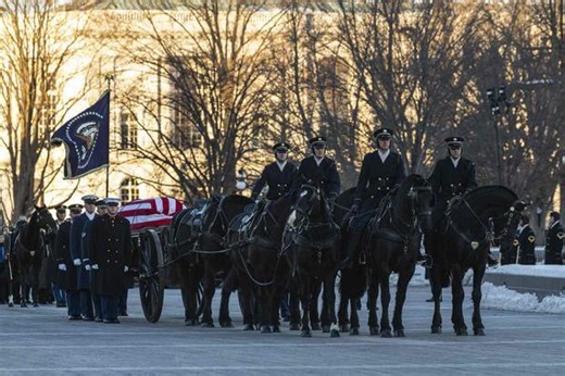 3 Soldiers, 4 Caisson Horses Injured During Training Exercise at Virginia Army Installation