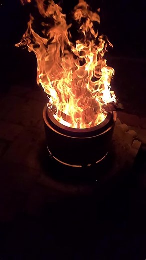 fire is amazing. #fire #slowmo #slowmotion