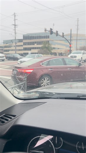 Meanwhile, here’s what driving in Memphis looks like since the task force has left for the holiday break, lol. #memphis #drivin | Johnny Jones