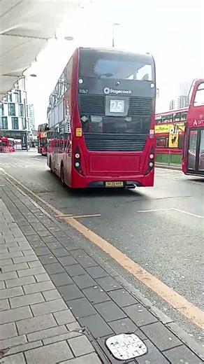 25 bus route at Stratford station