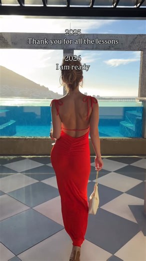 Alexa Breit on Instagram: "What are you taking into 2026? ✨💋"