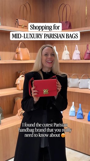 Ophélie Schaffar / Travel Blogger | The cutest mid-luxury Parisian handbag brand that you really need to know about 😍👜 Fleuron Paris is a Parisian purse brand known for its... | Instagram