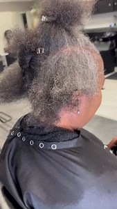 Get into this platinum curly bombshell transformation! There’s nothing like a good before and after. My beautiful guest came in ready for a total makeover, and in just one process and one hour using my favorite bleach @blondesolutions , I took her from salt and pepper to a platinum bombshell using my favorite bleach. When you know your product, your technique, and your timing….magic happens every single time. . . . . . . #shorthairdallas #haircolordallas #dallashair #dallasfingerwaves #dallassho