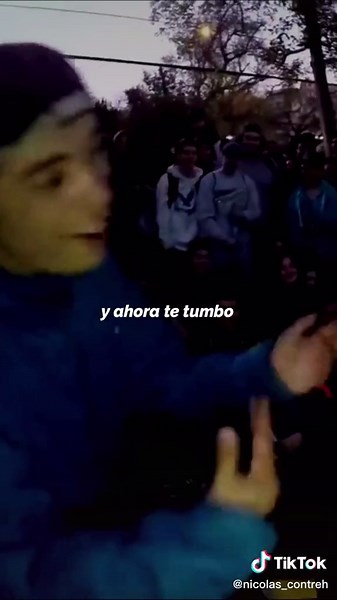 pasada épica de #adesong en #dembattles 2017 🌳 #freestyle #rap #hiphop #batallas #callejeras