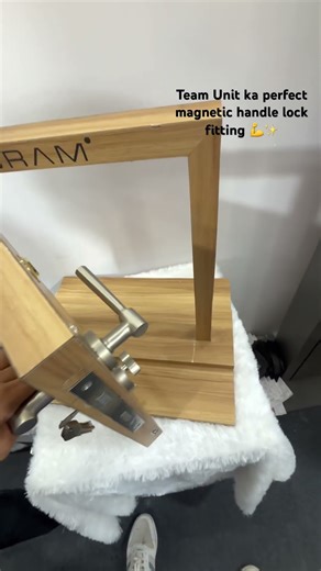 Magnetic Handle Lock Installation | Modern & Smooth Finish 🔒#magneticlock #furniturework #carpenter