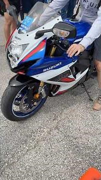 Check out the 40th anniversary edition GSXR-750! Big bike power, small bike maneuverability #suzuki