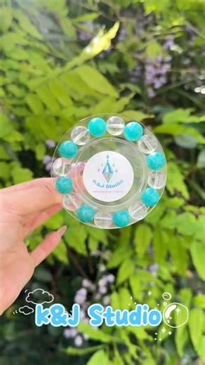 ✨ Confidence & Clarity ✨ Amazonite empowers you with courage and self-confidence, while high-clarity Clear Quartz amplifies and balances all energies. Together, they create a refreshing blend of strength and positivity. ✨❄️ Handmade in New Zealand, this bracelet shines with sky-blue Amazonite and pure crystal clarity — minimal, versatile, and meaningful. Perfect as a birthday gift, Valentine’s surprise, or a personal symbol of confidence and growth. Every bracelet can be custom-made with the ene