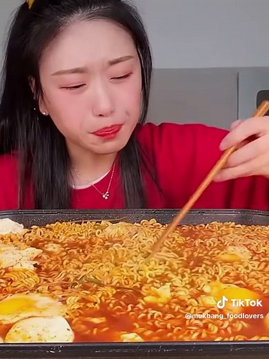 Spicy Noodles ASMR #asmr #eating #mukbang #eatingshow #foodchallenge #food #noodles #spicynoodles #korean #tiktokfood #foodlover #pageforyou #explor #mukbangeatingshow #asmrfood #asmrsounds #fyp #video #viral