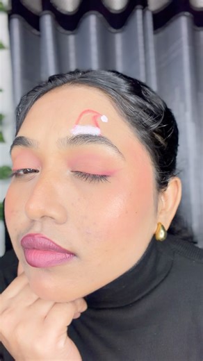 🎄 Christmas Cap Makeup Look 🎅 | Easy Festive Makeup | Shorts #viralhacks #makeup #makeuptutorial