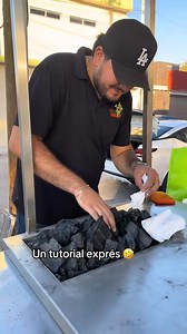 Tutorial como prender el carbón 😬😂 #elotesmoreno 🌽 | Elotes Moreno