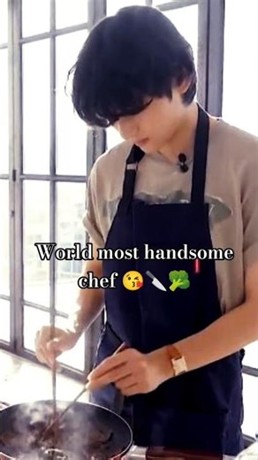 Taehyung cooking 🔪🥦 and edit voice 🥵 #bts #shorts #taehyung