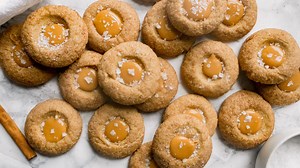 Easy Salted Caramel Cinnamon Thumbprint Cookies Recipe - Chenée Today