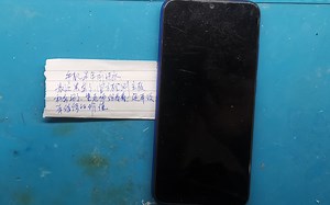 粉丝寄修的红米note7，半年前进水，今天突然不显示了，拿去售后要换屏幕换主板，看看到底咋回事