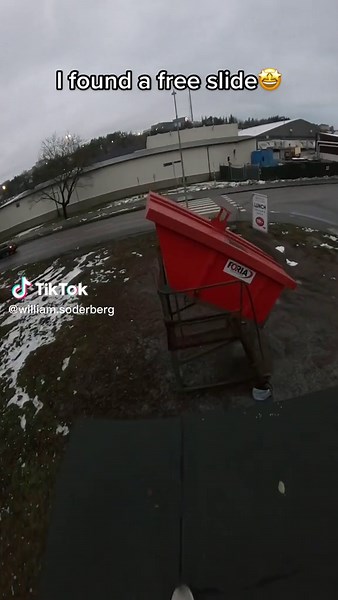 I rate it a solid 7/10 compared to the other ones i’ve found #slide #parkourpov #povparkour