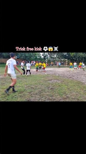 অসাধারণ টেকনিক দেখিয়ে ফ্রিকিক 😱⚽🔥 #football #shorts #tranding