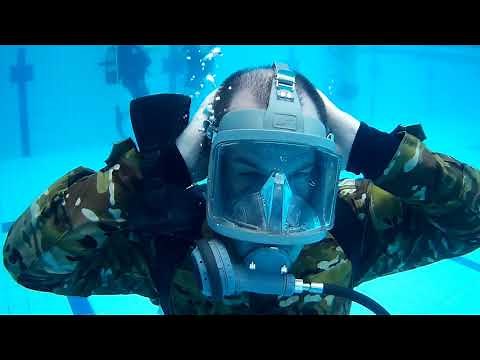 Interspiro drill: mask clearing, draining