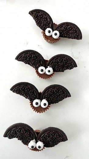 84K views · 232 reactions | A little more Hocus Pocus fun for you! Full instructions here (and linked in the comments: https://therecipecritic.com/hocus-pocus-charcuterie-board/ #hocuspocus2 #easyrecipesathome #charcuterieboard | Tried and True Recipes | Facebook