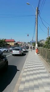 Accident cu 8 victime la 23 August! Unul dintre șoferi era băut! Accidentul s-a produs în localitatea 23 August din judetul Constanța. Se pare ca o mașină a intrat pe contrasens și s-a izbit frontal de o alta condusa regulamentar. Unul dintre șoferi, un bărbat de 25 de ani din Maramureș, a fost depistat cu o alcoolemie de 0,22. La fața locului au fost trimise mai multe ambulanțe și un elicopter. Sunt 8 victime. 7 adulți și un copil de un an și jumătate. Traficul se desfășoară cu dificultate. | R