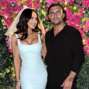 Vicky Pattison details how she found out that her fiance had cheated on her (TLC)