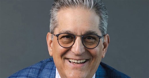 These 2 common mistakes will keep you from becoming a successful leader, says founder who’s invested in over 100 companies