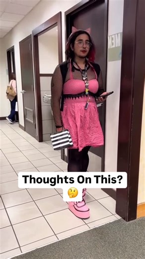 Viral News 🔥 on Instagram: "Should They Be Allowed To Use The Women’s Washroom? 🤔🚻 This situation has the entire internet debating right now… 😳 A woman said she walked into a Barnes & Noble restroom and felt uncomfortable when she saw another person inside — and now the entire story has blown up online. She shared that if she, as an adult, felt caught off guard, she wondered how a younger girl might react in the same moment. That single comment sparked thousands of arguments about privacy, c