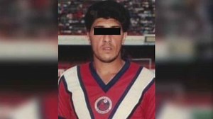 En Veracruz, Jorge Comas, exfutbolista y leyenda de los Tiburones Rojos, recibió una sentencia de 5 años de prisión por violencia de género, le restan 2 años para terminar su condena. #Despierta. Esta y más información ya disponible en http://nmas.me/KOmk50Olr7l | NMás