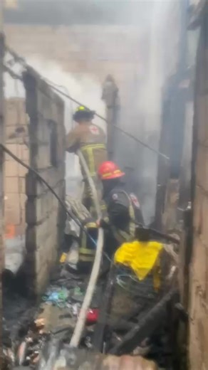 #PRCFireResponse | Philippine Red Cross Emergency Response Unit (ERU) at the National Headquarters has issued a fire alert for the PRC ERU Tower Station as of 12:21 PM on May 5, 2025. The fire is located along E. Rodriguez in Quezon City and has reached a 4th alarm status, affecting a residential area. Distance from the station and estimated travel time have yet to be determined. The situation is currently being monitored, with updates received through radio communications. | Philippine Red Cros
