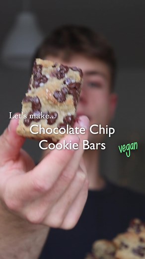 Healthier Chocolate Chip Cookie Bars Recipe