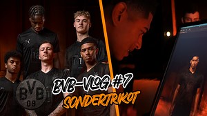 Der BVB tritt gegen Hertha BSC am Sonntag mit einem Sondertrikot an. Für den neusten BVB-Vlog war Minh beim Fotoshooting für das Trikot mit der Kamera dabei und zeigt euch die besten Momente vom Shooting. Außerdem seht ihr, wie Marco Reus, Jude Bellingham und Co. reagieren als sie das Design erstmals sehen. Viel Spaß! | Borussia Dortmund