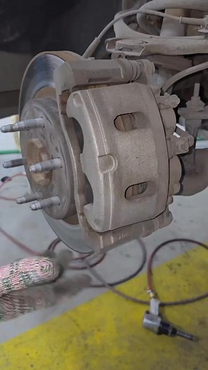 GMC front brake service install new brake pads #automotive #usa #mechanic | AutoTech | Facebook