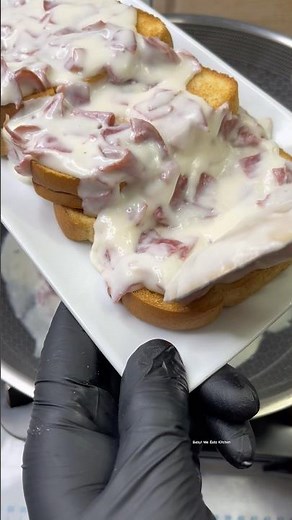 The Underrated Dish That Won't Die-I Made Creamed Chipped Beef