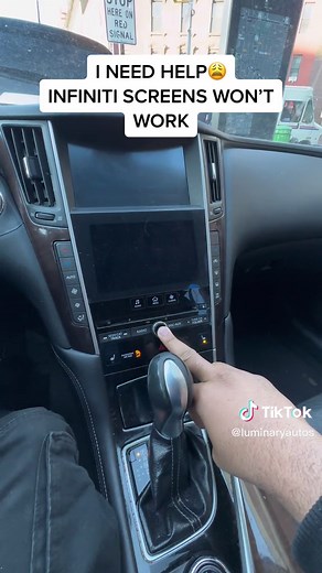 Infiniti screens keep restarting #infiniti #infinitiscreen #infinitiq50 #infinitiq50s #infinitination #infinitigang #mechanic #autotech #carscreen #infinitiproblems #nissanmechanic