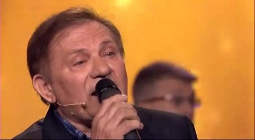 4.6K views · 200 reactions | Dva Sina,dva sokola - Miloš Bojanić.... | Narodna Muzika | Facebook