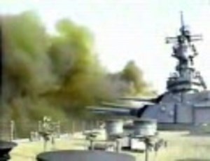 ヤバイ迫力・・・戦艦の艦砲射撃