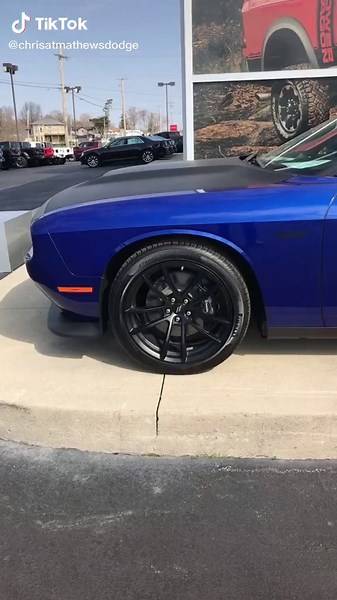 Indigo Blue: A Stunning Color for the 2021 Challenger
