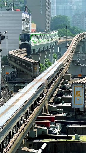 Chongqing's Innovative Straddle-Type Monorail System